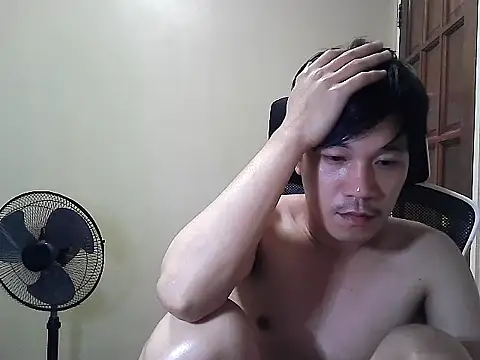 Snapshot of asian_guy67 chatting on July 28, 7:39 pm asian guy67 online show from July 28, 7:39 pm
