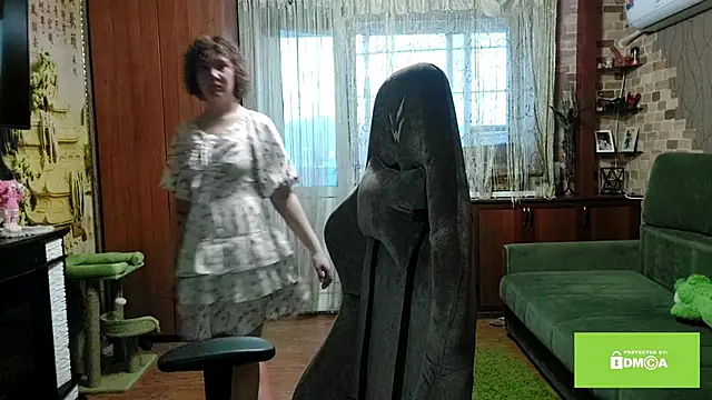 sewsewsewe online show from February 23, 9:56 pm