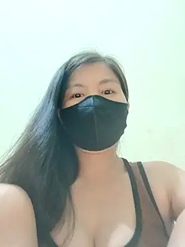 Snapshot of Lyly-68688 chatting on April 23, 2:19 pm Lyly-68688 online show from April 23, 2:19 pm