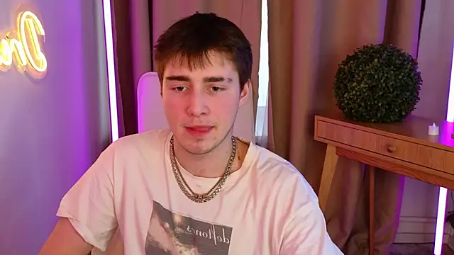 Snapshot of d3s_dn chatting on February 21, 2:07 pm d3s dn online show from February 21, 2:07 pm