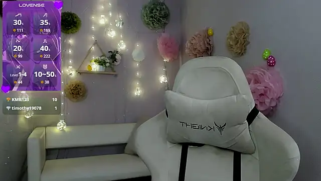 Snapshot of Ashley_Veil chatting on May 30, 2:19 am Ashley Veil online show from May 30, 2:19 am