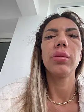 Missolevelvet online show from March 27, 10:59 am