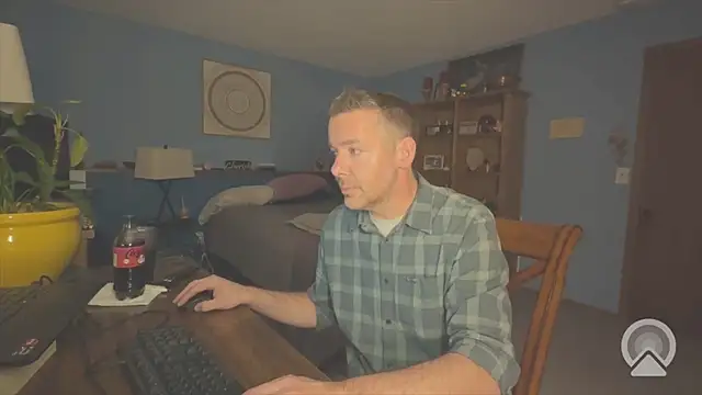 chrisw8140 online show from June 4, 6:08 am