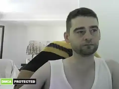 Snapshot of 007mark5xl chatting on July 12, 1:24 pm 007mark5xl online show from July 12, 1:24 pm