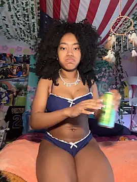 Snapshot of lifeoftt_19xx chatting on March 19, 4:44 pm lifeoftt 19xx online show from March 19, 4:44 pm