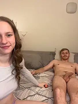 Snapshot of NoFilterAngels chatting on February 3, 6:40 am NoFilterAngels online show from February 3, 6:40 am