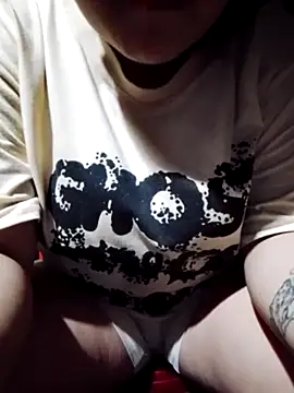 Snapshot of Zoe-666 chatting on February 14, 2:03 pm Zoe-666 online show from February 14, 2:03 pm