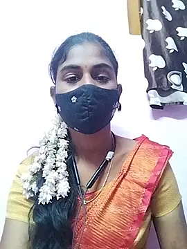 Snapshot of Tamil_Hot_RoyalQueen chatting on April 18, 7:07 pm Tamil Hot RoyalQueen online show from April 18, 7:07 pm