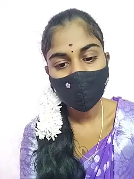 Snapshot of Tamil_Hot_RoyalQueen chatting on April 25, 4:15 pm Tamil Hot RoyalQueen online show from April 25, 4:15 pm