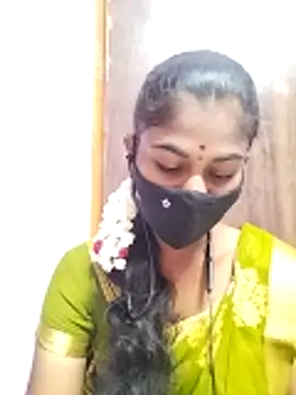 Snapshot of Tamil_Hot_RoyalQueen chatting on April 28, 3:39 pm Tamil Hot RoyalQueen online show from April 28, 3:39 pm