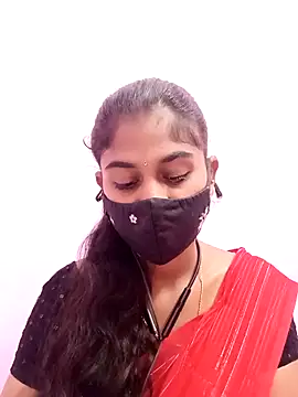 Snapshot of Tamil_Hot_RoyalQueen chatting on May 15, 10:33 am Tamil Hot RoyalQueen online show from May 15, 10:33 am