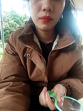 -Likin- online show from February 10, 5:44 am