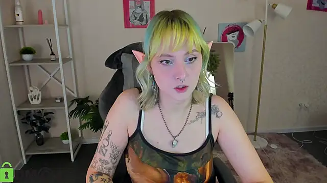 Snapshot of Roziett_Belle chatting on February 2, 9:08 am Roziett Belle online show from February 2, 9:08 am