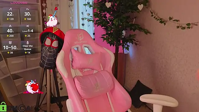 Snapshot of Roziett_Belle chatting on February 28, 9:10 am Roziett Belle online show from February 28, 9:10 am