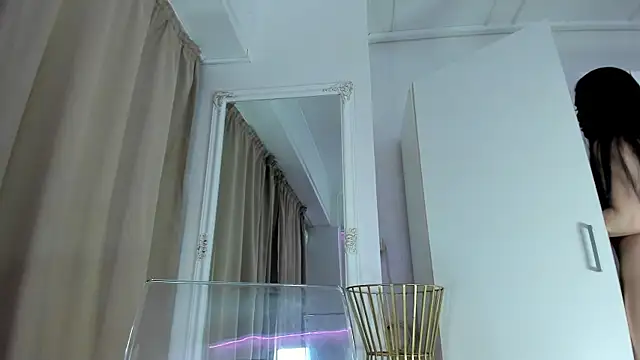 Bonnie Liss online show from April 16, 7:14 pm