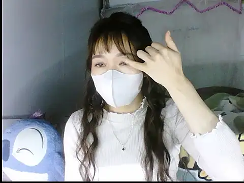 Snapshot of Onikimii chatting on February 8, 1:58 pm Onikimii online show from February 8, 1:58 pm