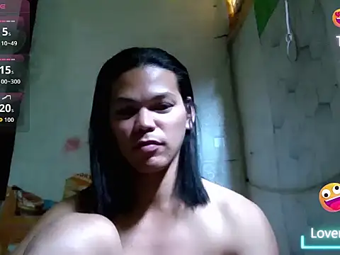 Snapshot of HugeAgatha chatting on May 16, 3:36 am HugeAgatha online show from May 16, 3:36 am