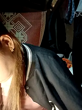 natra0033 online show from February 21, 7:20 am