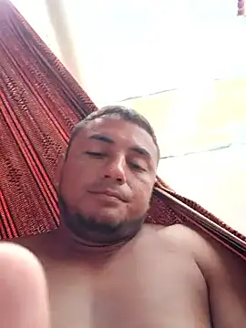 Snapshot of knox_zeque chatting on June 14, 1:24 pm knox zeque online show from June 14, 1:24 pm