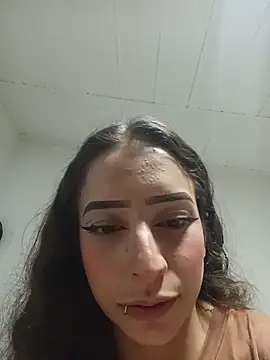 AlexxaAndRileyy online show from April 13, 8:36 pm