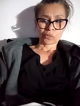 janehotmilf online show from March 28, 6:07 pm