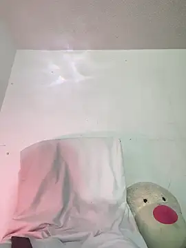 ebonysummer  online show from March 29, 4:34 am