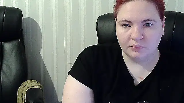 Snapshot of OskaAh chatting on January 14, 3:06 pm OskaAh online show from January 14, 3:06 pm