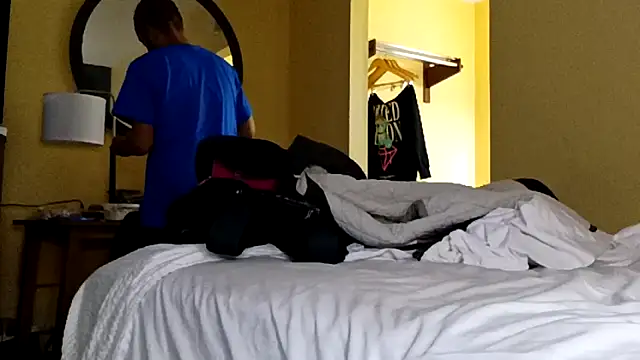 Snapshot of sterng6969 chatting on February 25, 3:05 am sterng6969 online show from February 25, 3:05 am