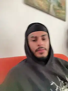 Snapshot of liyamjunior chatting on February 13, 6:59 pm liyamjunior online show from February 13, 6:59 pm