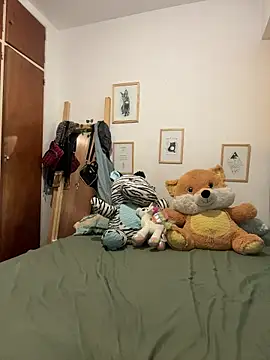 Snapshot of miafoxmia chatting on February 21, 11:44 am miafoxmia online show from February 21, 11:44 am