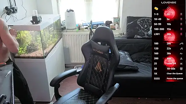 Rayzel White online show from March 20, 3:50 pm