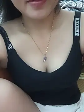 Snapshot of MaiNgoc_sexy chatting on May 27, 3:09 pm MaiNgoc sexy online show from May 27, 3:09 pm