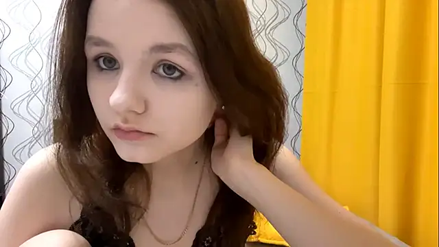 Snapshot of GameToiler chatting on May 27, 6:49 pm GameToiler online show from May 27, 6:49 pm