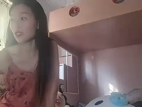 Snapshot of Connie-Kang chatting on June 1, 8:49 am Connie-Kang online show from June 1, 8:49 am
