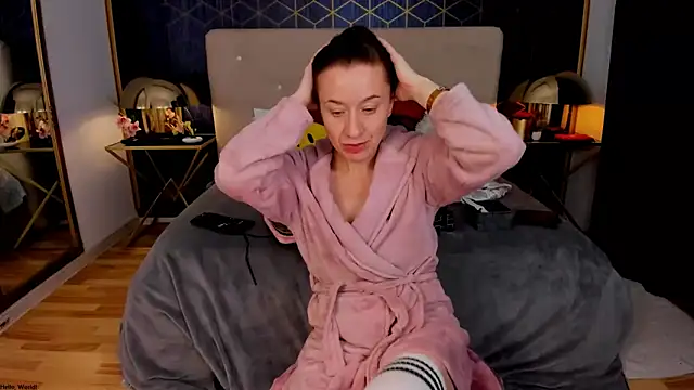 GingerWixxx online show from February 18, 5:14 am