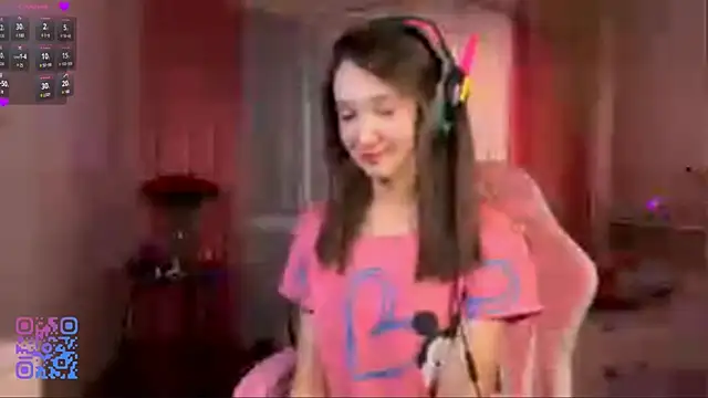 Snapshot of MarcelaBlas chatting on April 24, 2:08 pm MarcelaBlas online show from April 24, 2:08 pm