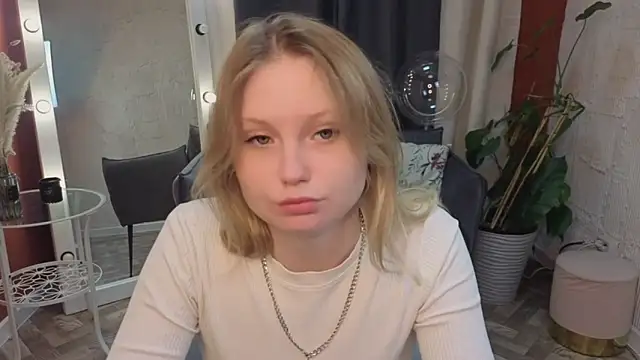 Sweet M1la online show from March 1, 11:45 am