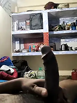 Snapshot of Hottlund6 chatting on March 11, 2:39 am Hottlund6 online show from March 11, 2:39 am