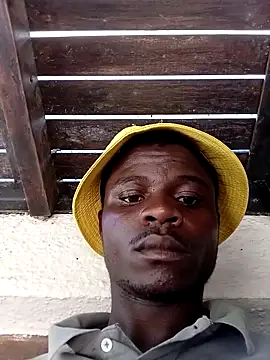 Snapshot of dicklife3485 chatting on February 17, 9:06 am dicklife3485 online show from February 17, 9:06 am