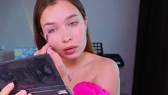 Snapshot of Catherine_Karis chatting on June 26, 12:20 pm Catherine Karis online show from June 26, 12:20 pm