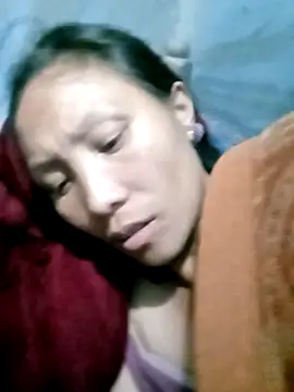 Snapshot of Diana-02 chatting on May 2, 1:49 pm Diana-02 online show from May 2, 1:49 pm