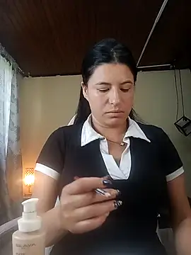 Snapshot of keileen_luna chatting on May 14, 6:37 pm keileen luna online show from May 14, 6:37 pm