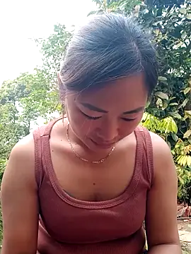 out-lustt online show from March 27, 8:26 am