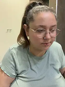 Snapshot of _maracr19_ chatting on May 1, 9:52 pm maracr19 online show from May 1, 9:52 pm
