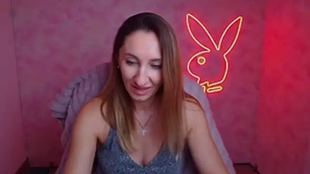 Snapshot of Diana_Sweeet_ chatting on February 1, 12:15 pm Diana Sweeet online show from February 1, 12:15 pm