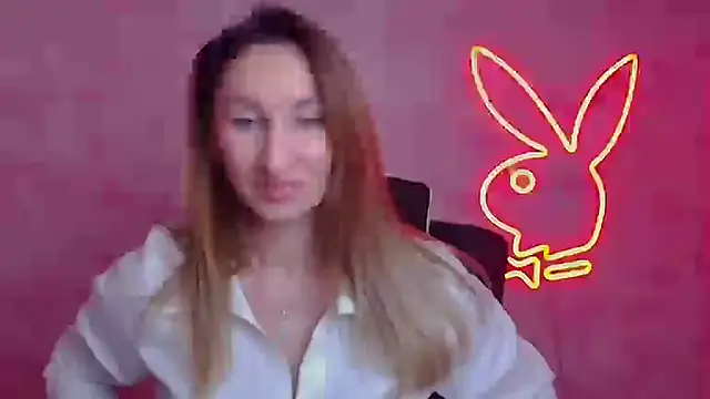 Snapshot of Diana_Sweeet_ chatting on February 2, 12:26 pm Diana Sweeet online show from February 2, 12:26 pm