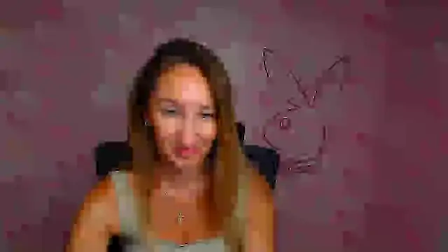 Diana Sweeet  online show from March 19, 12:42 pm