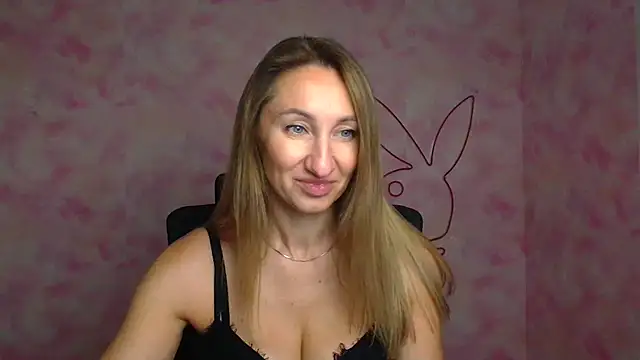 Diana Sweeet  online show from April 16, 5:41 am