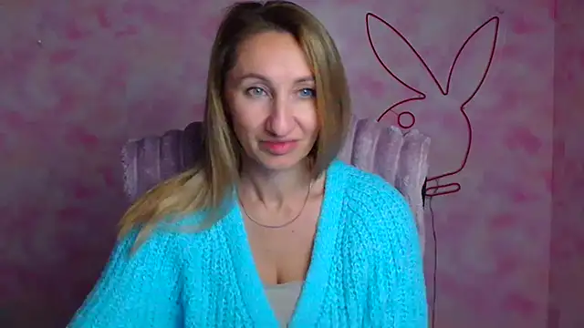 Diana Sweeet  online show from April 28, 5:45 am