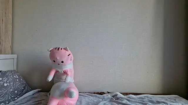 Snapshot of MisaMew chatting on June 30, 4:19 pm MisaMew online show from June 30, 4:19 pm